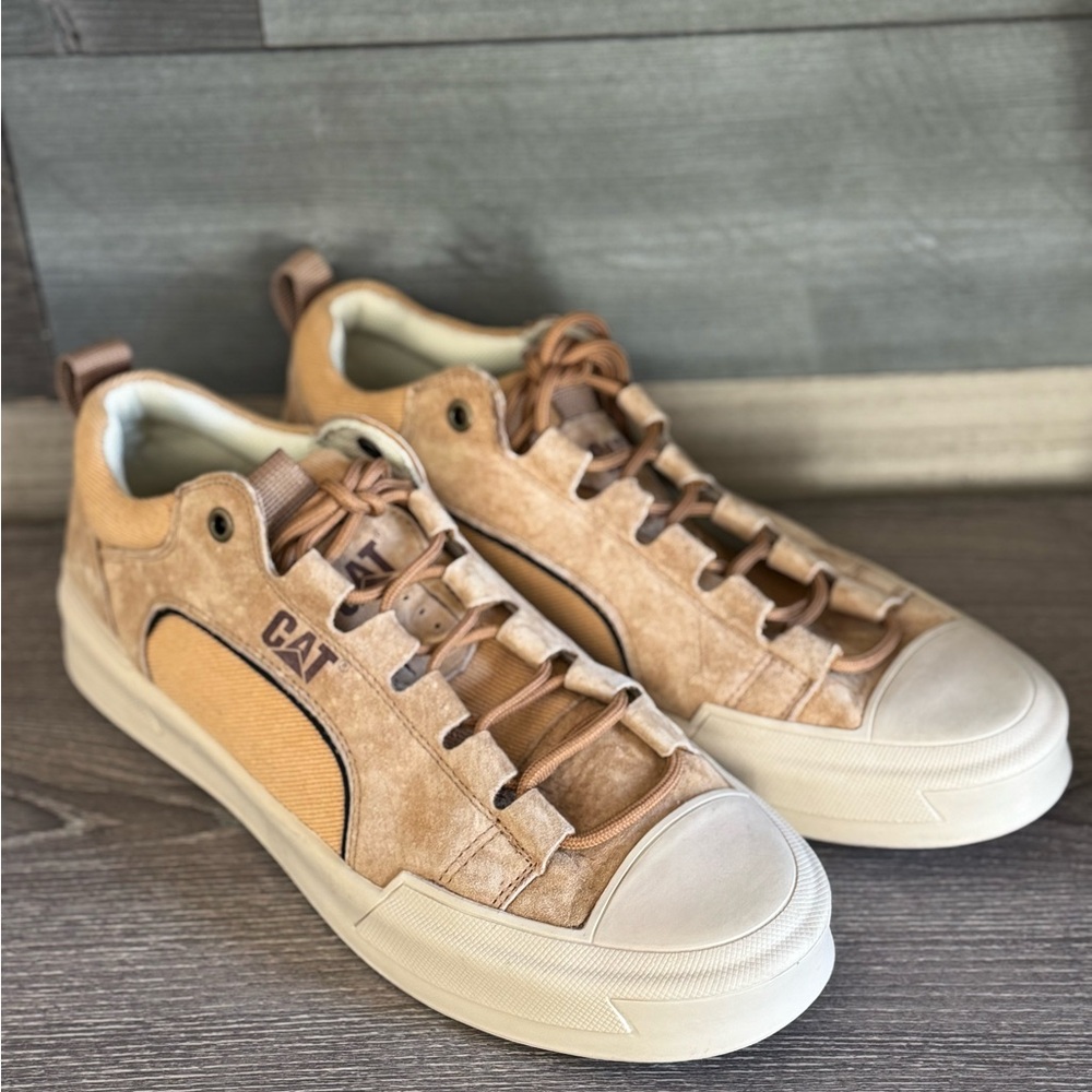 Caterpillar Tan and Cream Men's Shoes - Picture 2 of 8